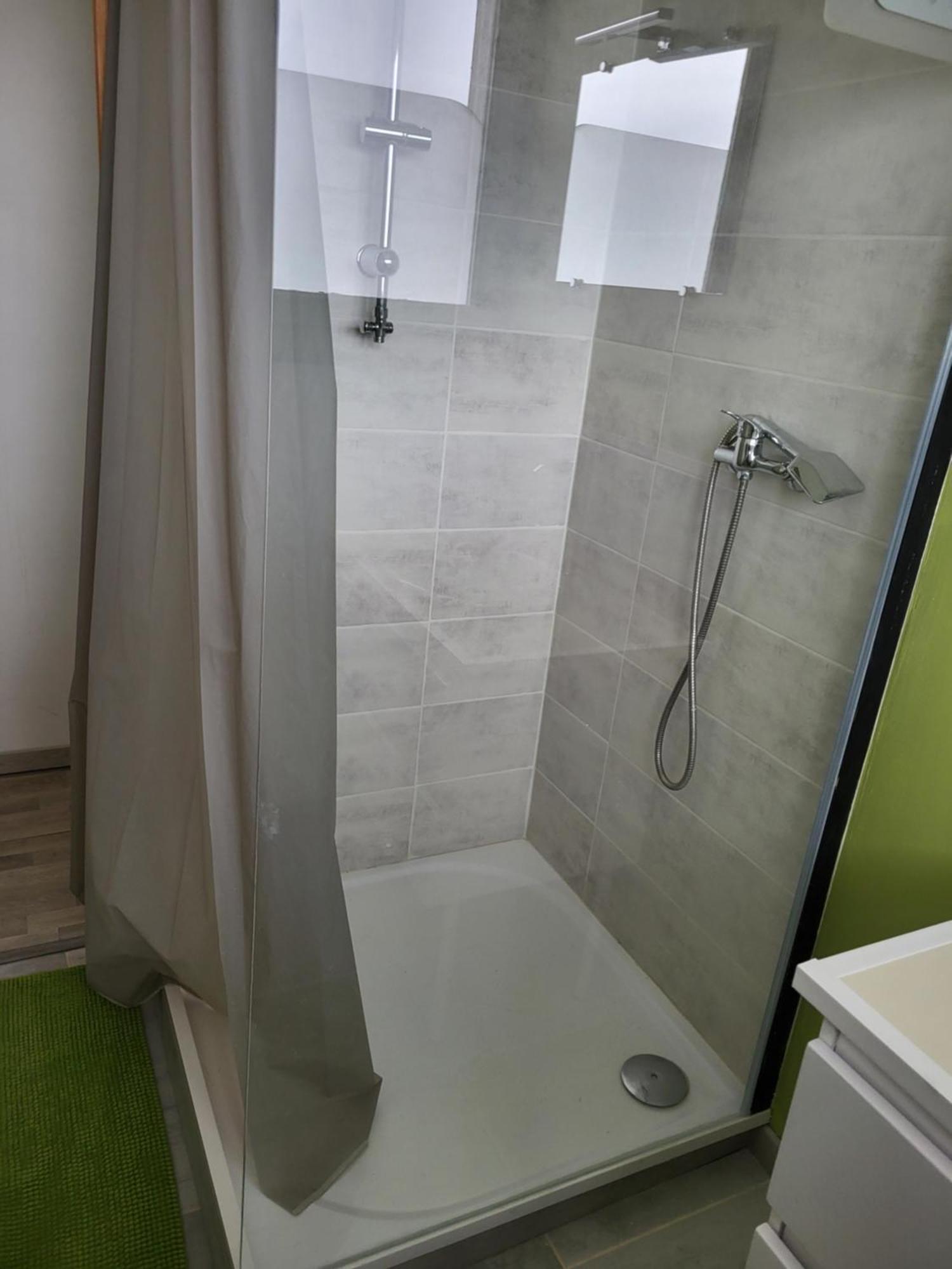La Jufe Hotel Cormeilles  Екстериор снимка